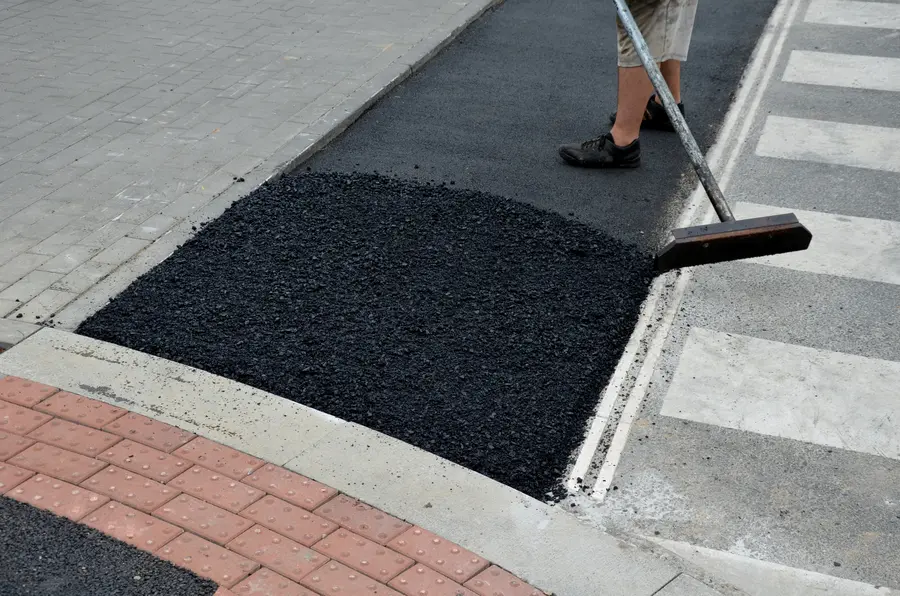 Common Mistakes To Avoid During Asphalt Sealcoating Deerfield Beach FL