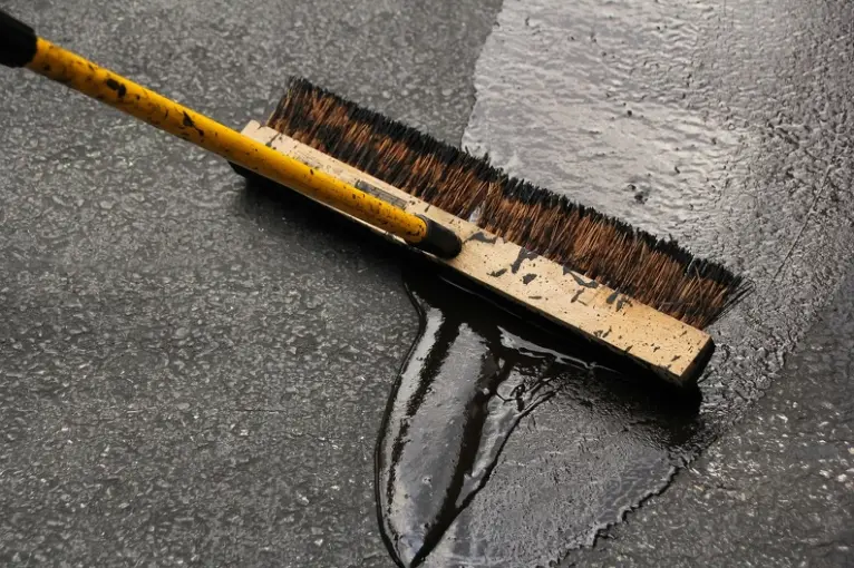 Common Signs Your Driveway Needs Asphalt Repair Deerfield Beach FL